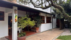 BH31 - Casa na Orla do Itaguá, Pertinho de TUDO!